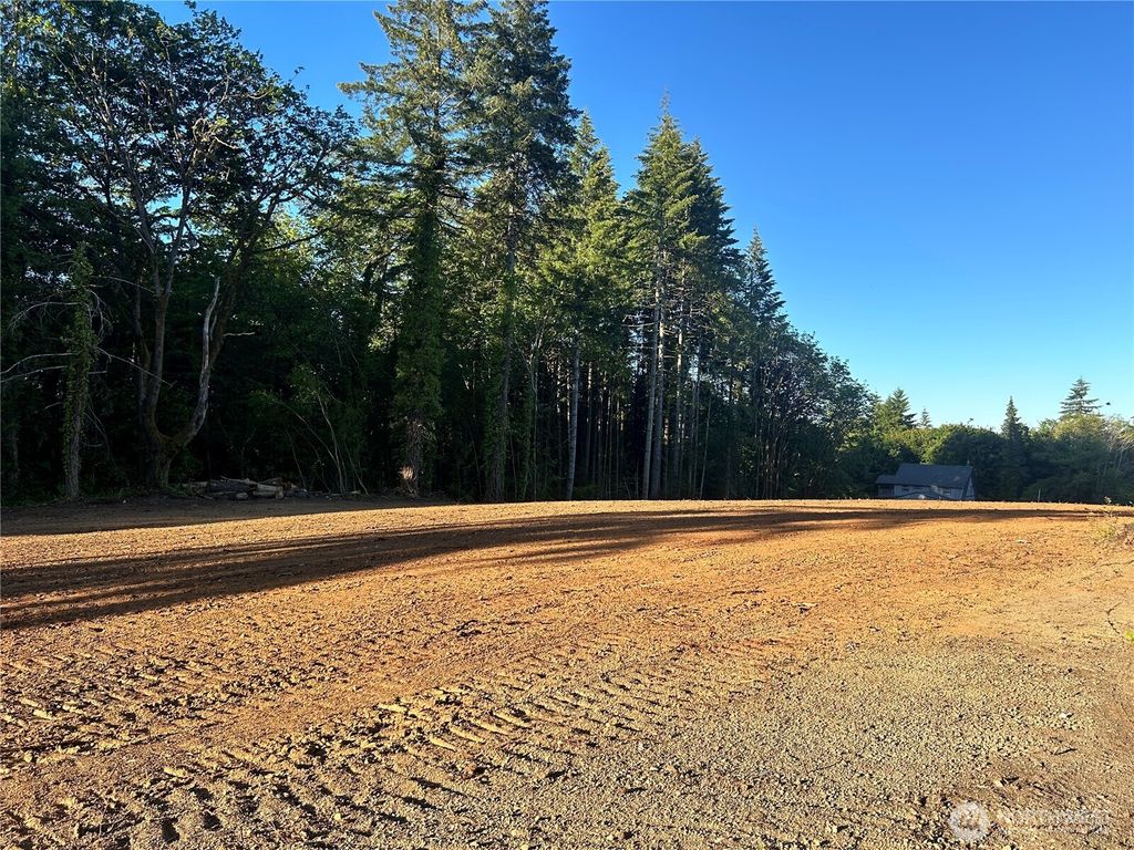 Photo of 506 -630 W Harvard Avenue, Shelton, WA 98584 (MLS # 2522668)