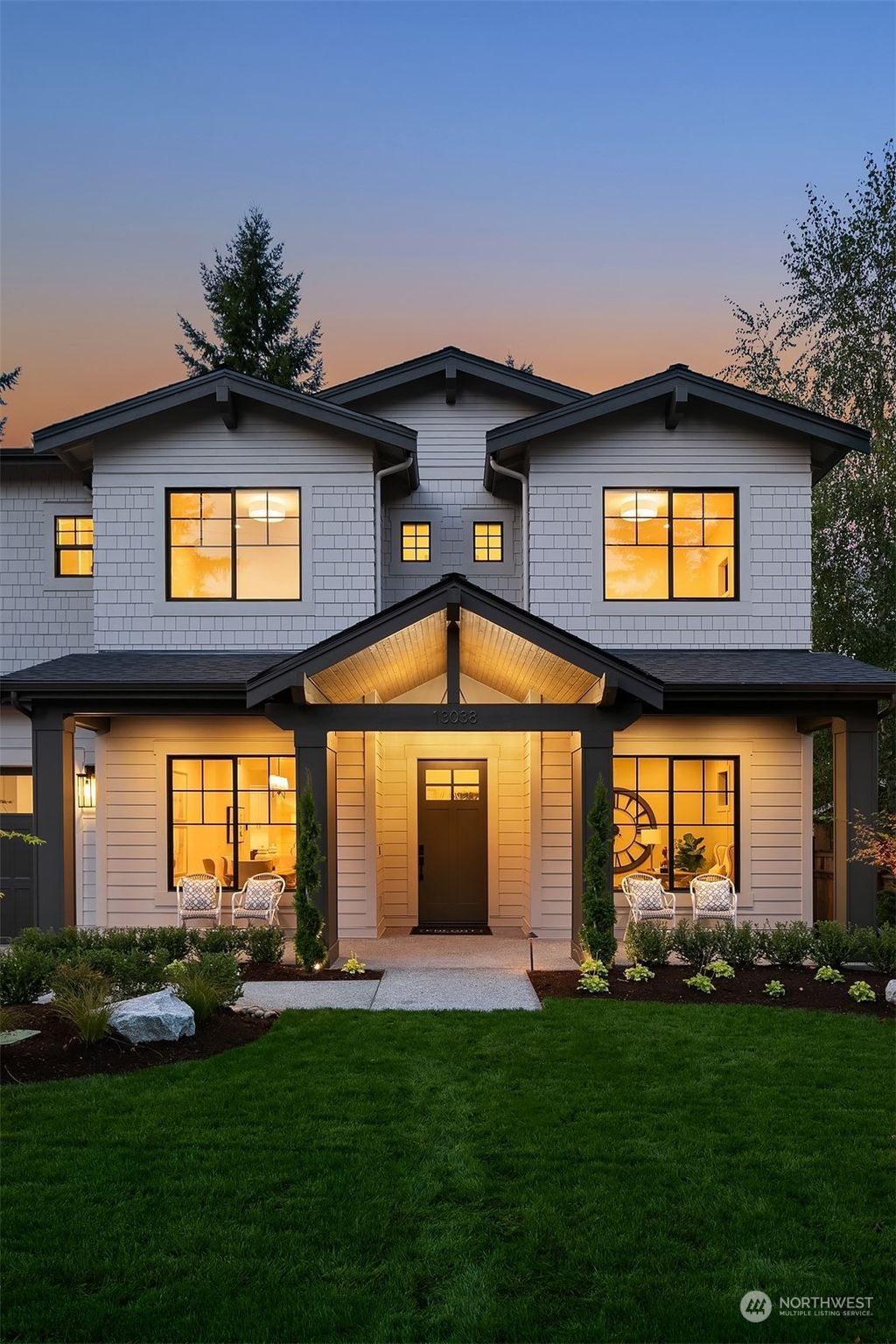 Photo of 13038 NE 113th Street, Kirkland, WA 98033 (MLS # 2198906)