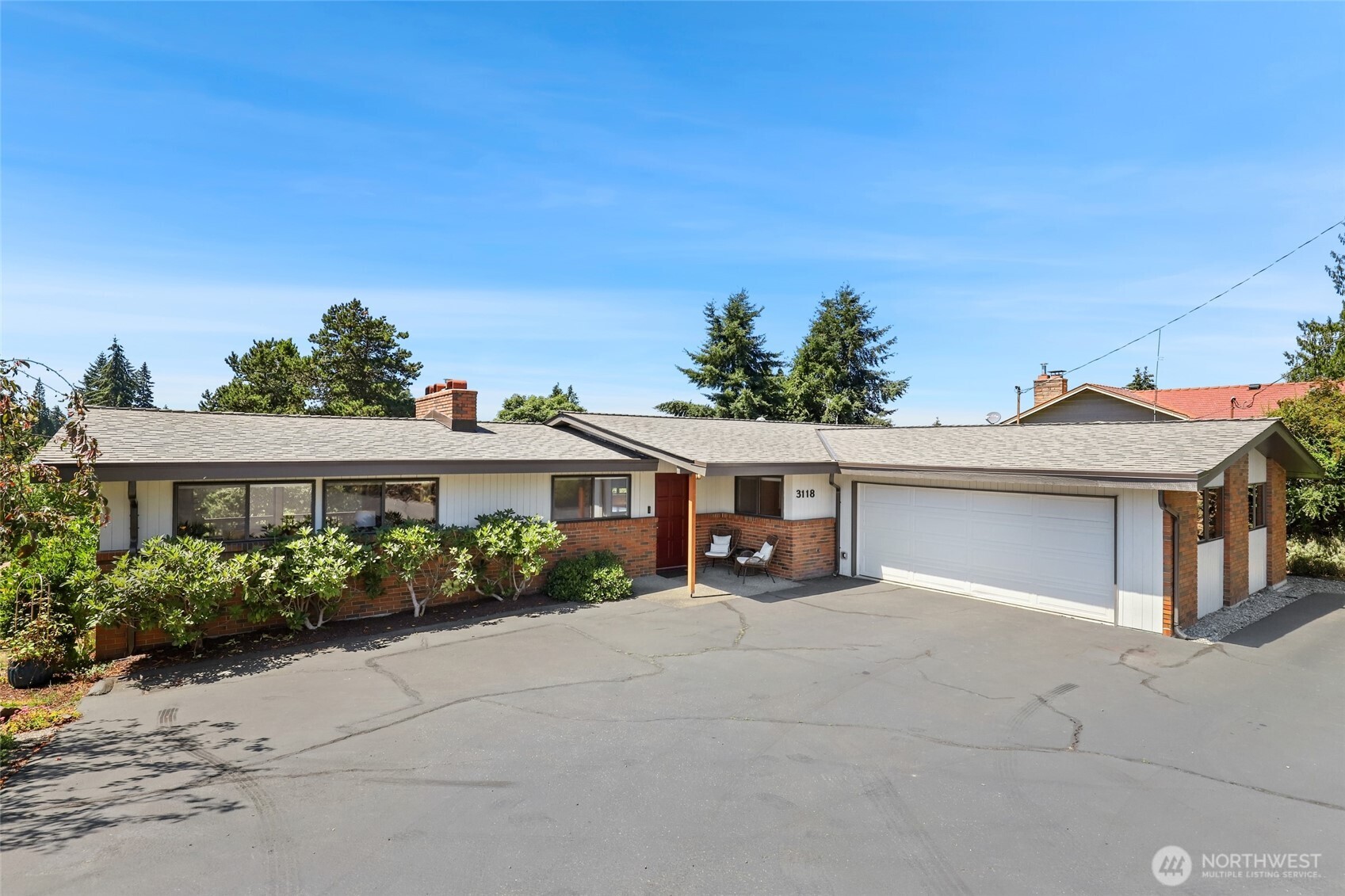 3118 Sylvan Drive W