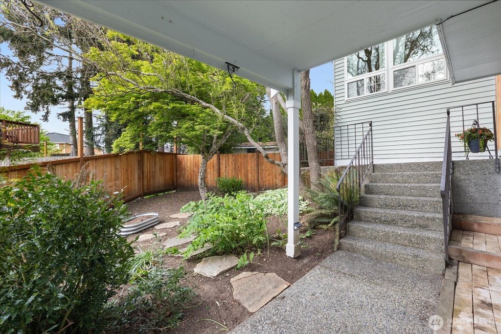 Photo of 22003 117th Avenue SE, Kent, WA 98031 (MLS # 2519810)