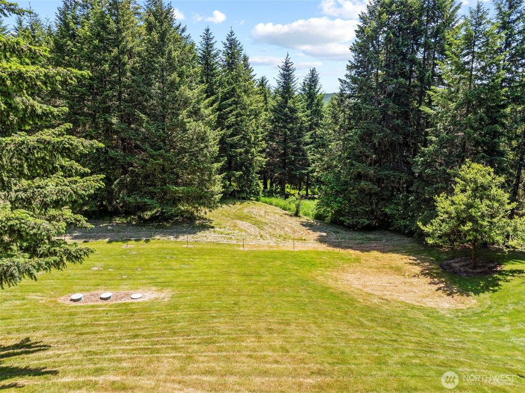 listing image 9366166902338884075