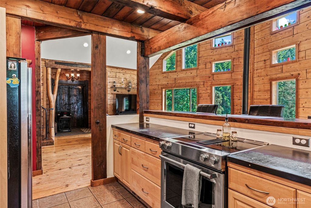 listing image 9368590521854563199