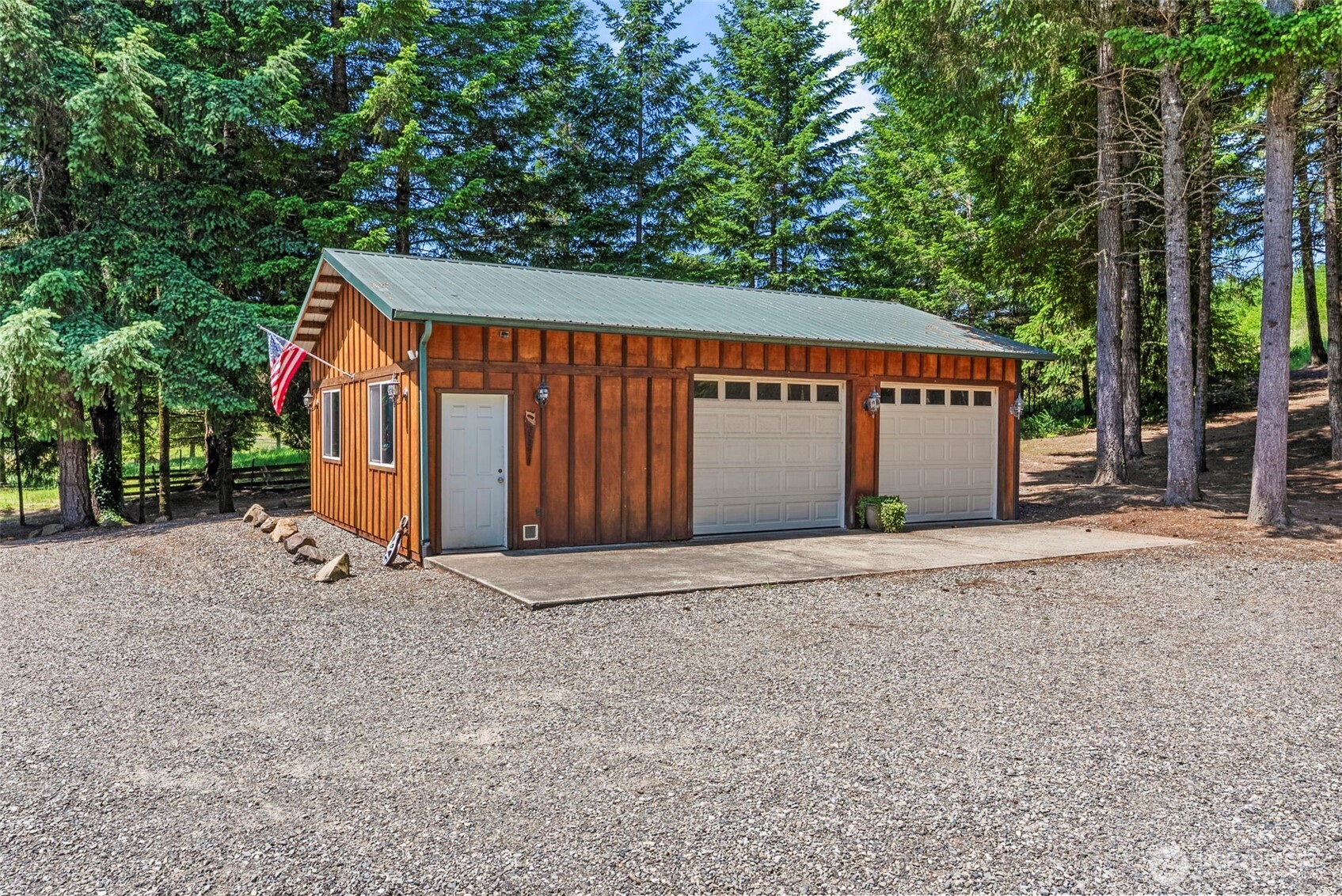 130 N Hendrickson Road
