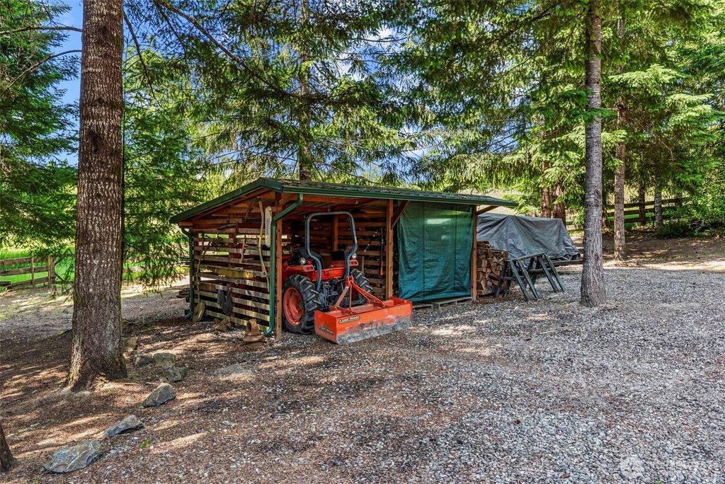 listing image 9361176138241725534