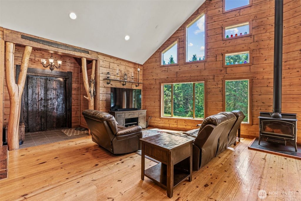 listing image 9369130470923804831