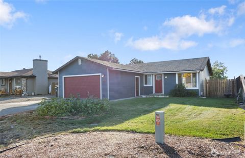 Photo of 425 N Desdemona Avenue, Othello, WA 99344 (MLS # 2444961)