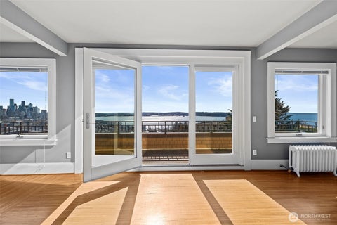 Photo of 604 W Kinnear Place PL, Seattle, WA 98119 (MLS # 2558857)