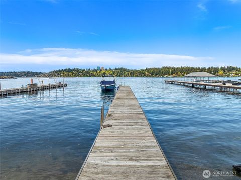 Photo of 8438 N Mercer Way, Mercer Island, WA 98040 (MLS # 2510690)