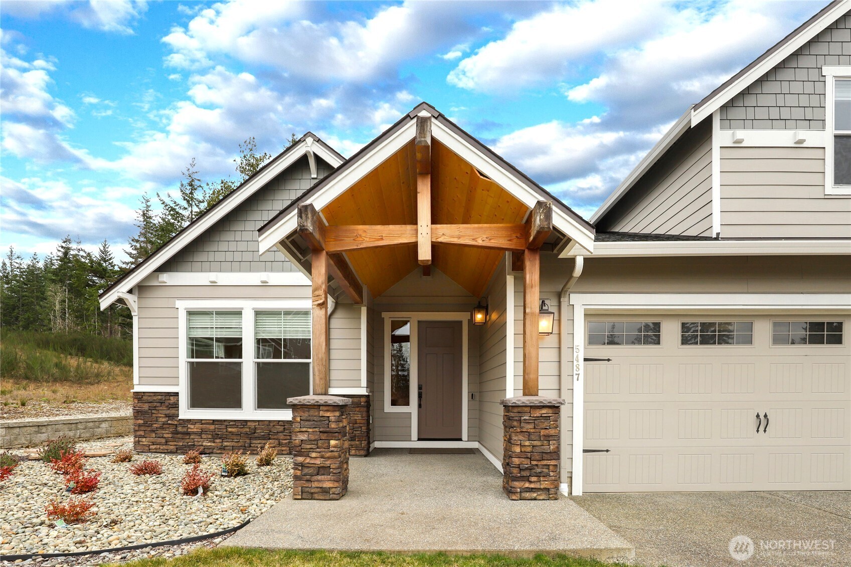 5487 Skyfall Place NW