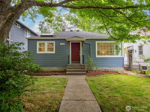 Photo of 4718 49th Avenue SW, Seattle, WA 98116 (MLS # 2517690)