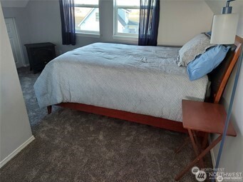 416 S Bel Air Loop SW