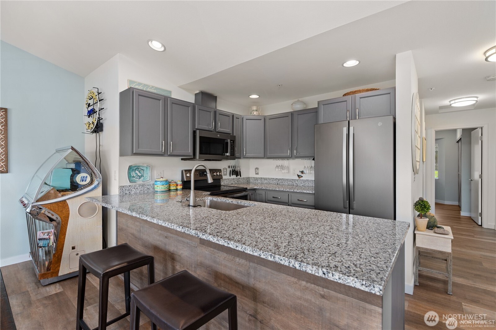 808 W Manson Road B303