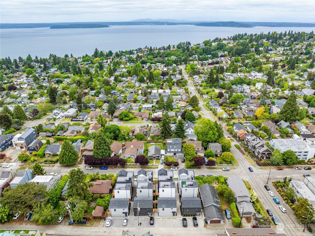 Photo of 4722 45th Avenue SW, Seattle, WA 98116 (MLS # 2250309)