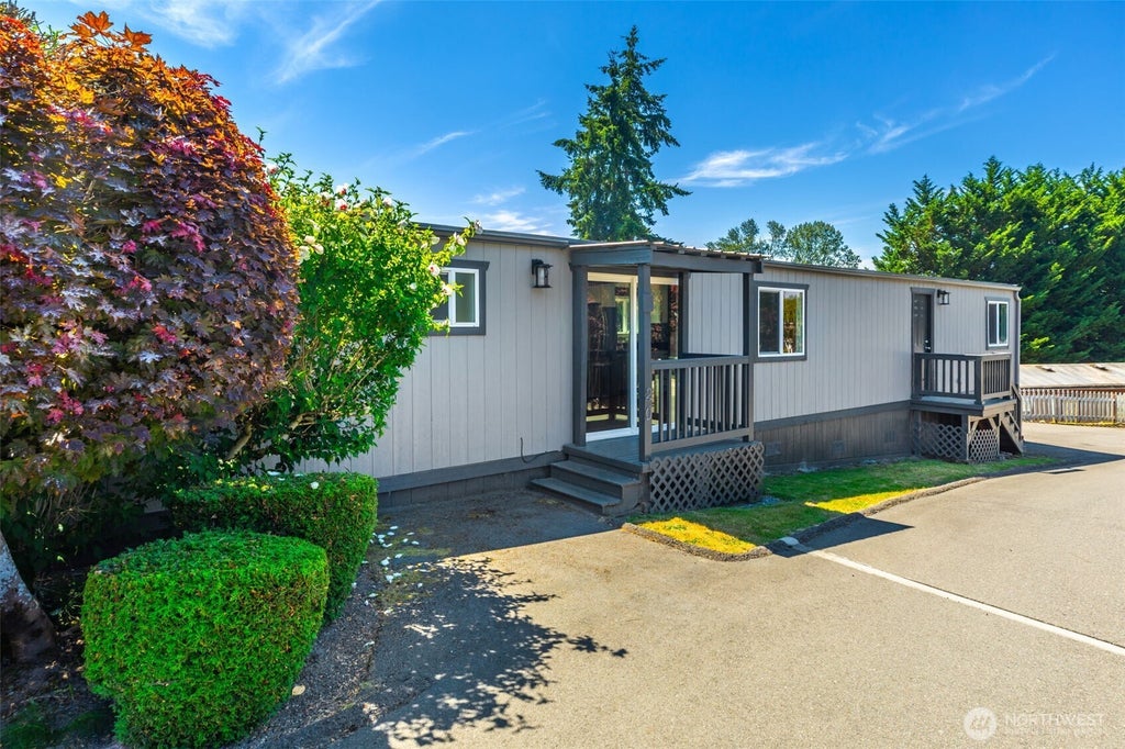 Photo of 314 Avenue J #20, Snohomish, WA 98290 (MLS # 2559361)