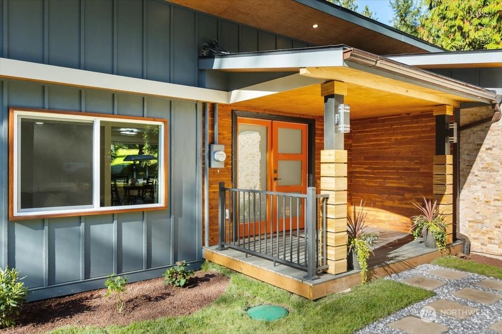 Photo of 17755 204th Avenue NE, Woodinville, WA 98077 (MLS # 2193044)