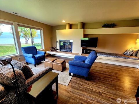 Photo of 1 Beach 532-D, Manson, WA 98831 (MLS # 2477358)