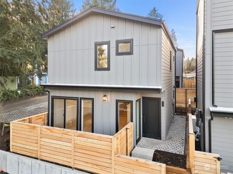 9819 15th Avenue NE, Seattle, WA 98115 - MLS#: 2330071