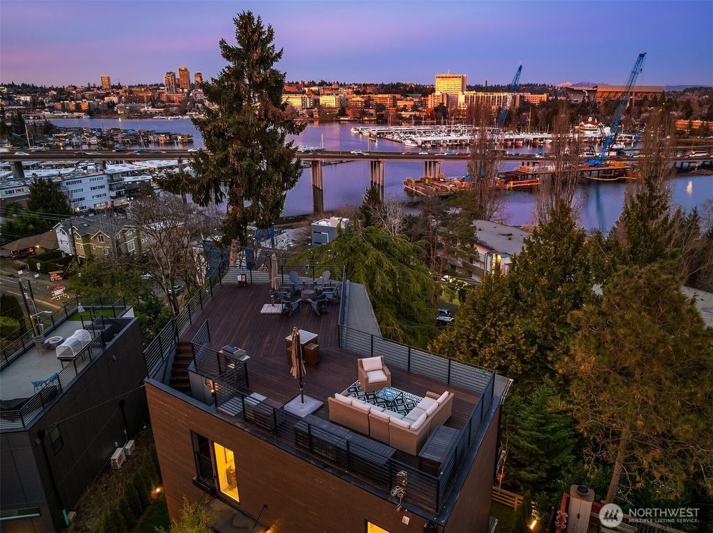 Photo of 2415 Boyer Avenue E, Seattle, WA 98112 (MLS # 2343888)