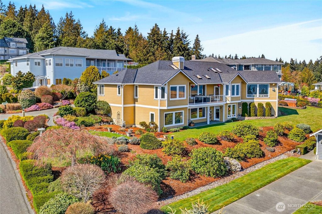 Photo of 4621 Tanner View Drive, Clinton, WA 98236 (MLS # 2498388)