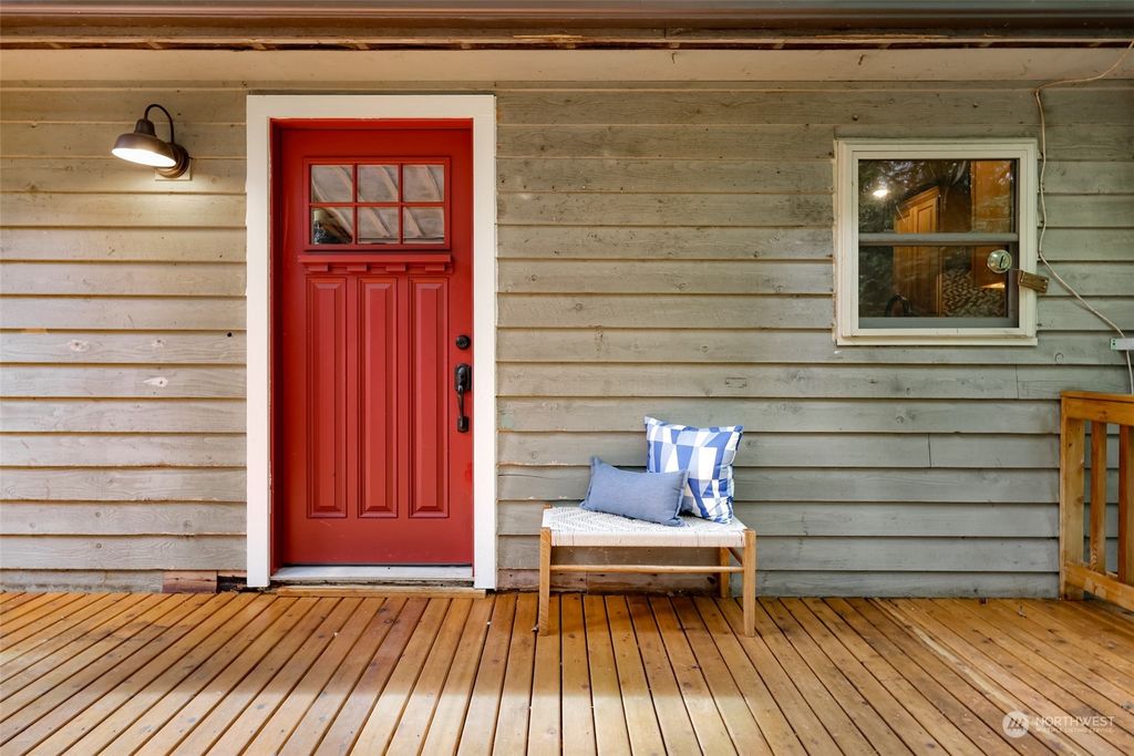 Photo of 19124 SE 213th Street, Renton, WA 98058 (MLS # 2157523)