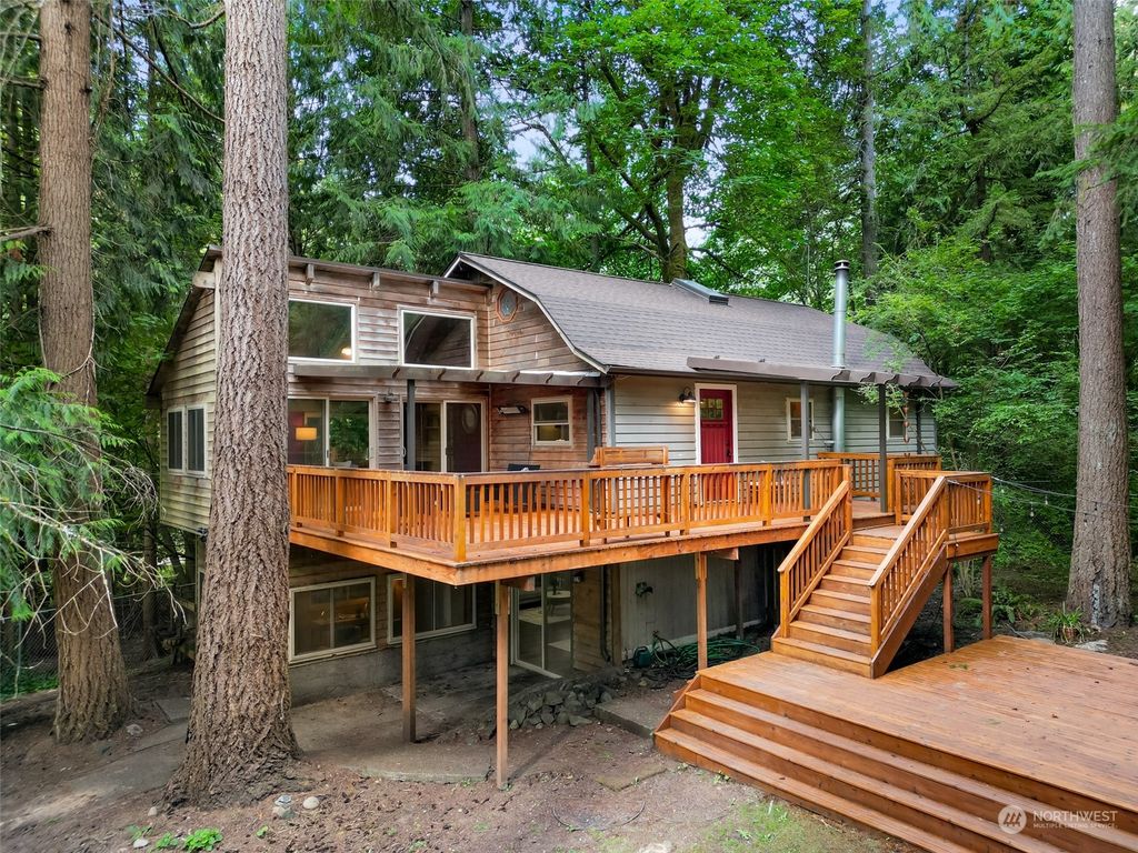 Photo of 19124 SE 213th Street, Renton, WA 98058 (MLS # 2157523)