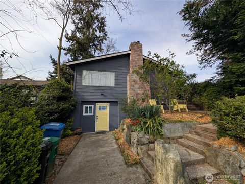 Photo of 936 N 101 Street, Seattle, WA 98133 (MLS # 2446896)