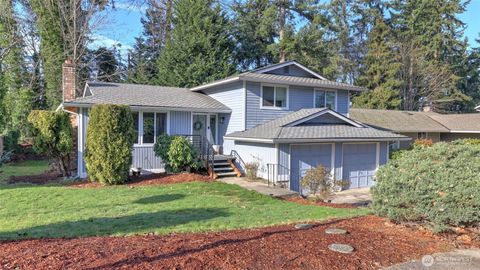 Photo of 17815 152nd Place SE, Renton, WA 98058 (MLS # 2470525)