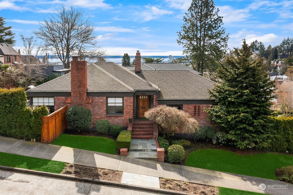 Photo of 5103 NE 44th Street, Seattle, WA 98105 (MLS # 2044883)