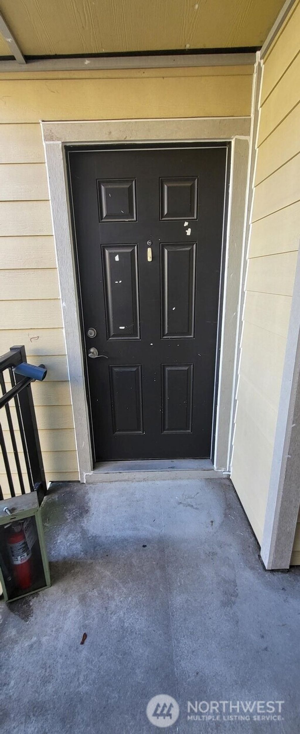 Photo of 13011 E Gibson Road #N325, Everett, WA 98204 (MLS # 2463519)