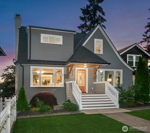 Photo of 7511 41st Avenue NE, Seattle, WA 98115 (MLS # 2554309)