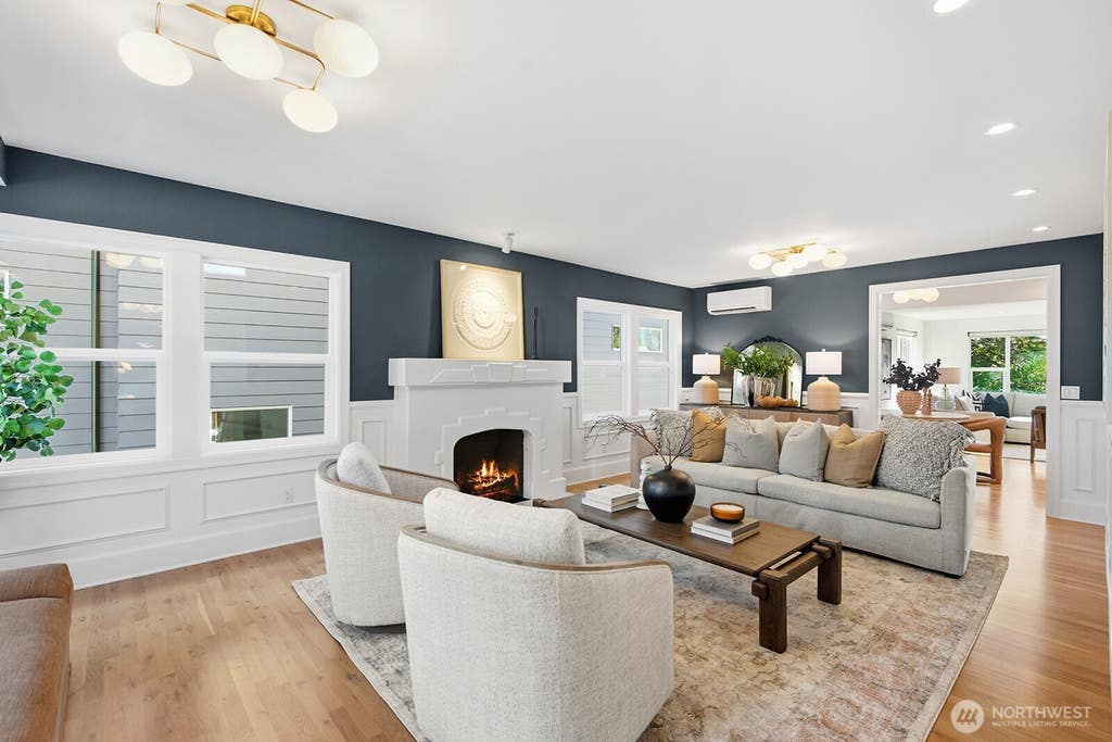Photo of 7511 41st Avenue NE, Seattle, WA 98115 (MLS # 2554309)