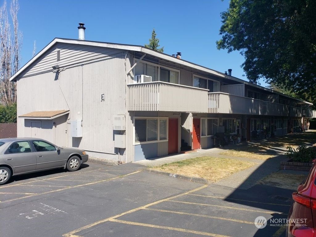 Photo of 9623 S 248th Street #E14, Kent, WA 98030 (MLS # 2273891)