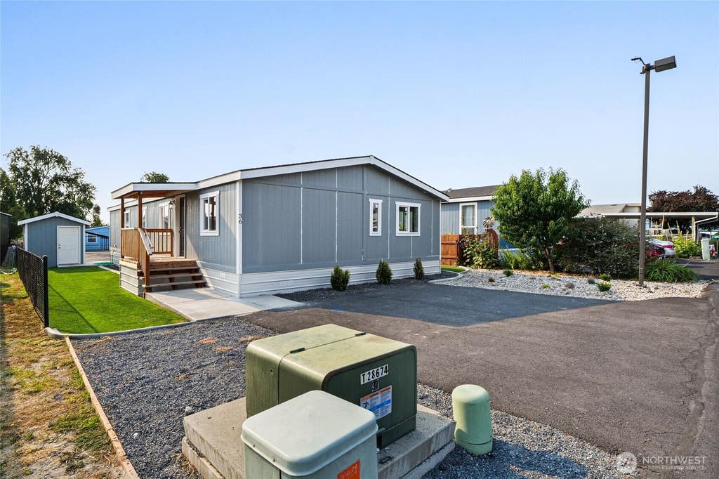 Photo of 3211 W Wapato Drive #36, Moses Lake, WA 98837 (MLS # 2571531)