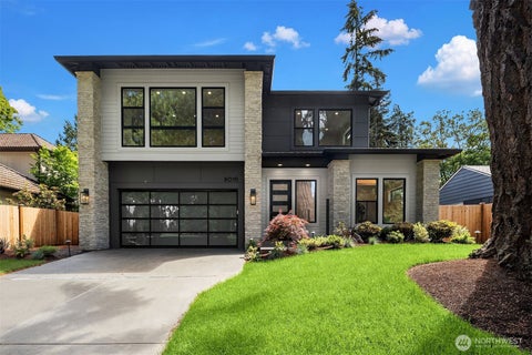 Photo of 8016 Fairway Drive NE, Seattle, WA 98115 (MLS # 2588688)