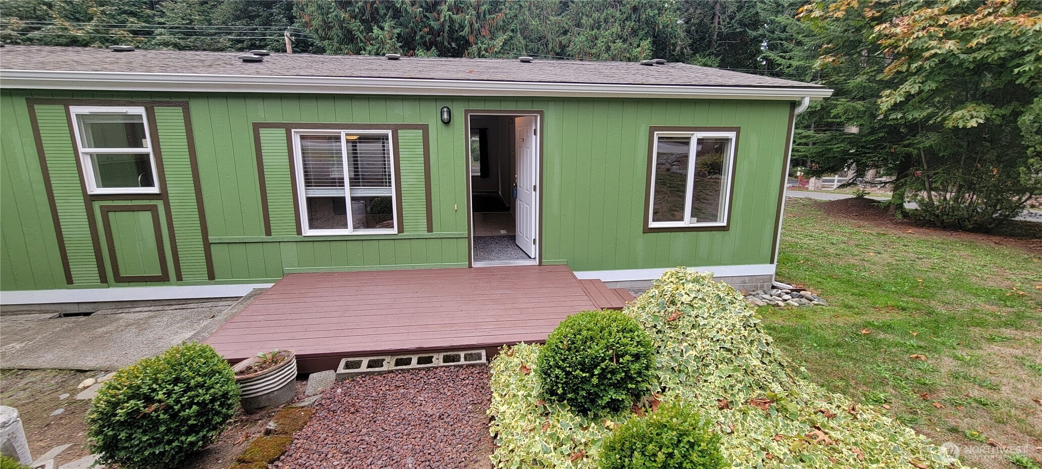 2818 Huckleberry Lane