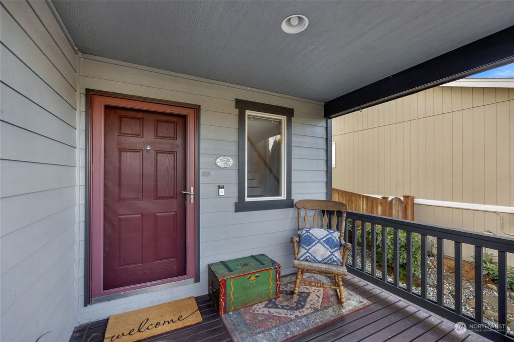 Photo of 6728 49th Place NE, Marysville, WA 98270 (MLS # 2318625)