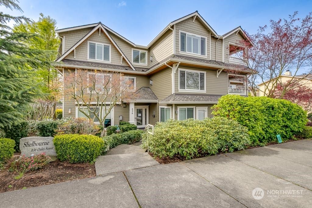 Photo of 636 Daley Street #4, Edmonds, WA 98020 (MLS # 2016366)