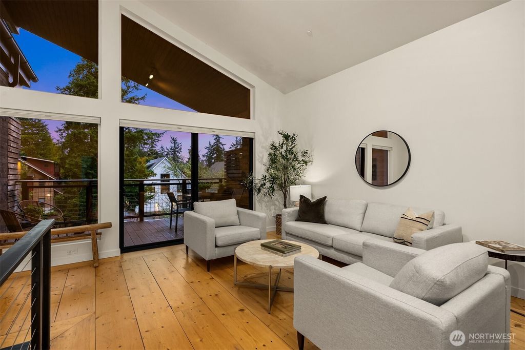 Photo of 522 Madrona Way NE #4, Bainbridge Island, WA 98110 (MLS # 2459417)