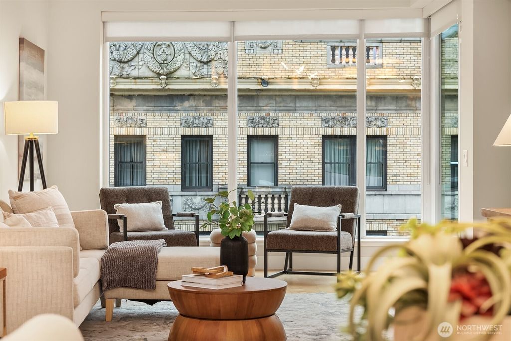 Photo of 1920 4th Avenue #812, Seattle, WA 98101 (MLS # 2490806)