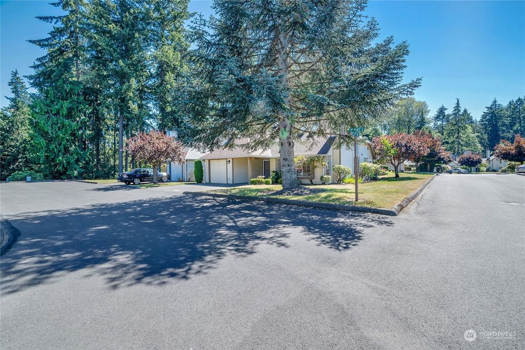 Photo of 32905 3rd Place S, Federal Way, WA 98003 (MLS # 2263620)
