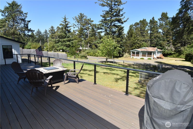 27813 L Place