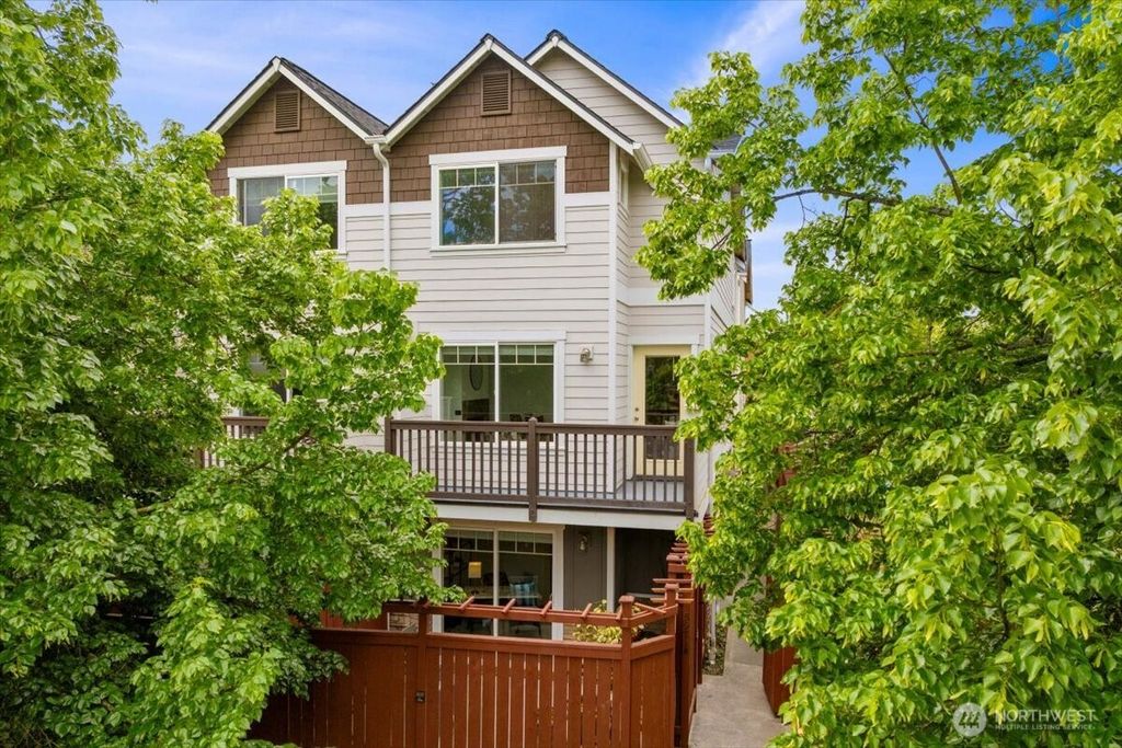 listing image 9361527381288818015