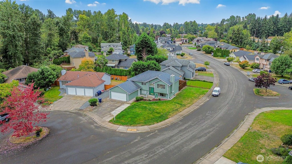 Photo of 31758 SW 14th Way, Federal Way, WA 98023 (MLS # 2574662)