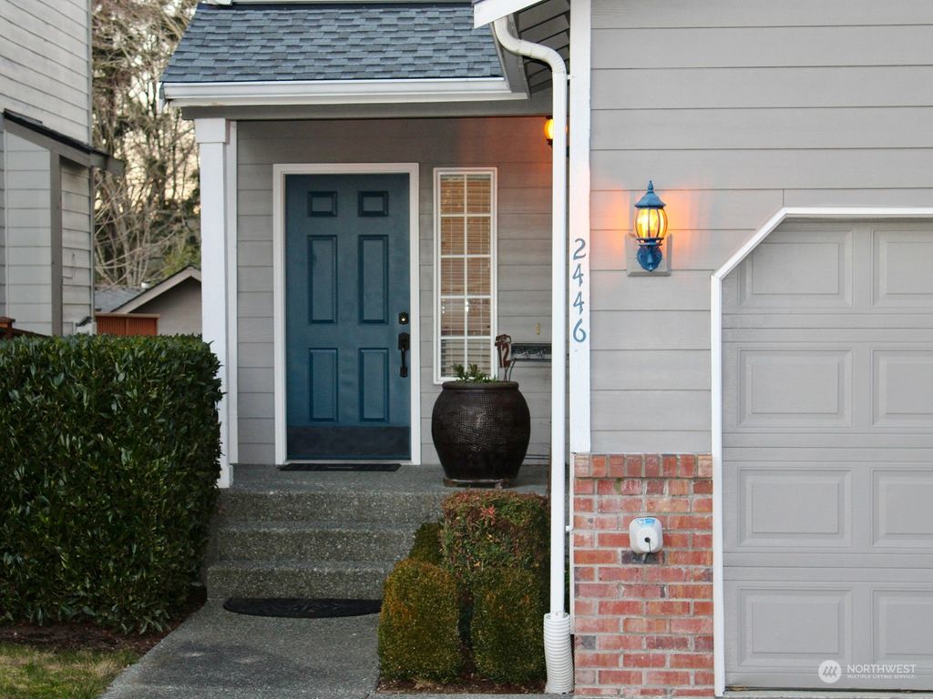 Photo of 2446 Ferndale Place NE, Renton, WA 98056 (MLS # 2326365)