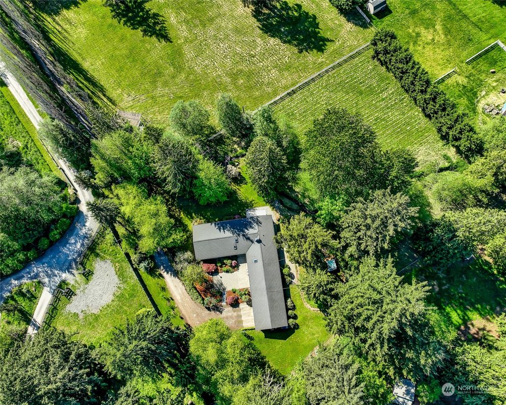 Photo of 7714 196th Avenue NE, Redmond, WA 98053 (MLS # 2237021)