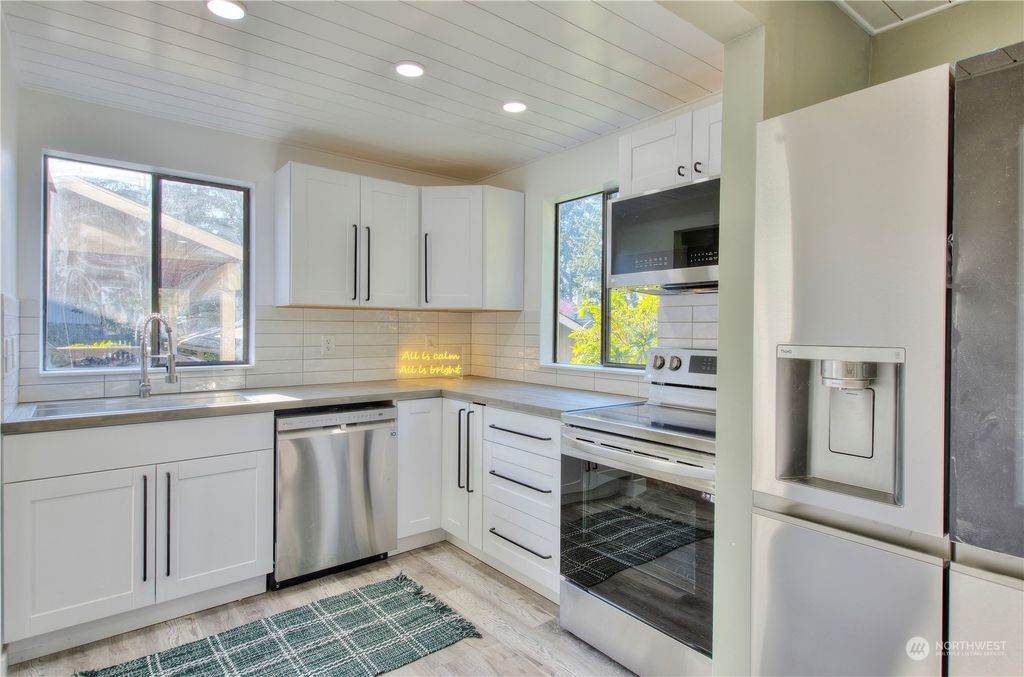 Photo of 1800 Grant Avenue S #C1, Renton, WA 98055 (MLS # 2017152)