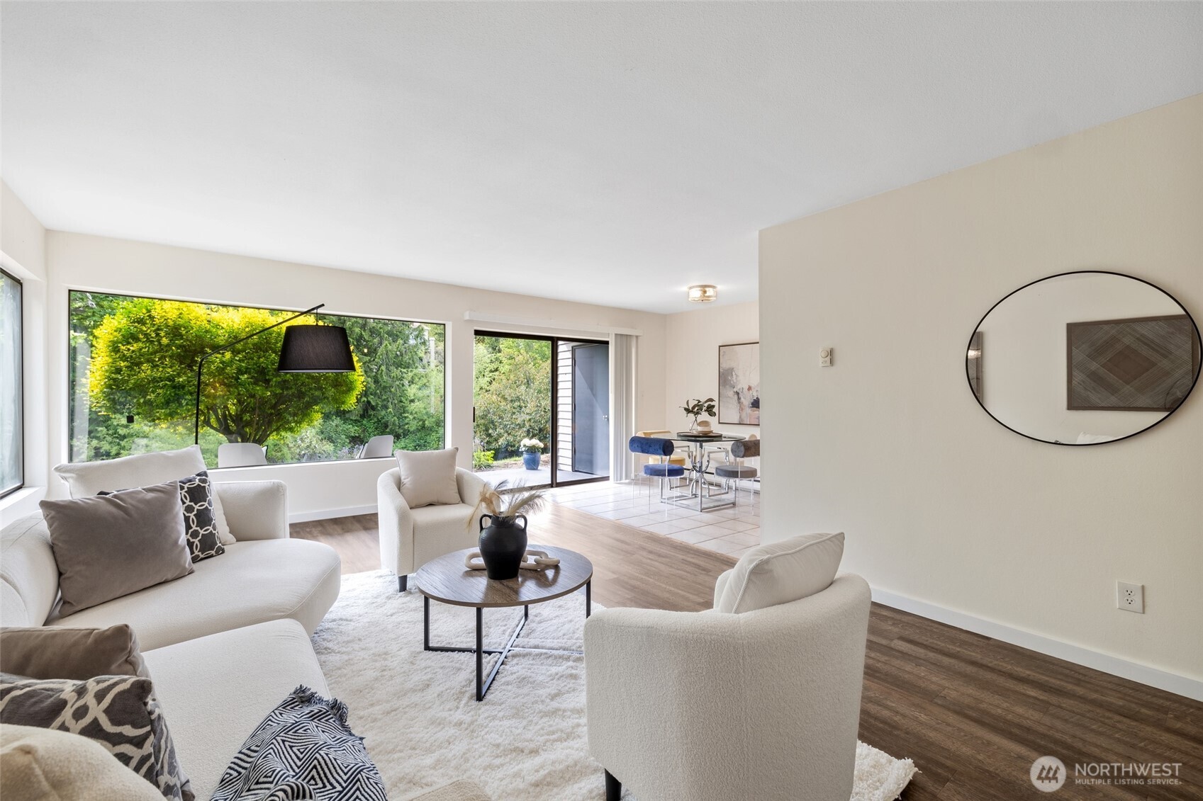 321 Bellevue Way SE 101