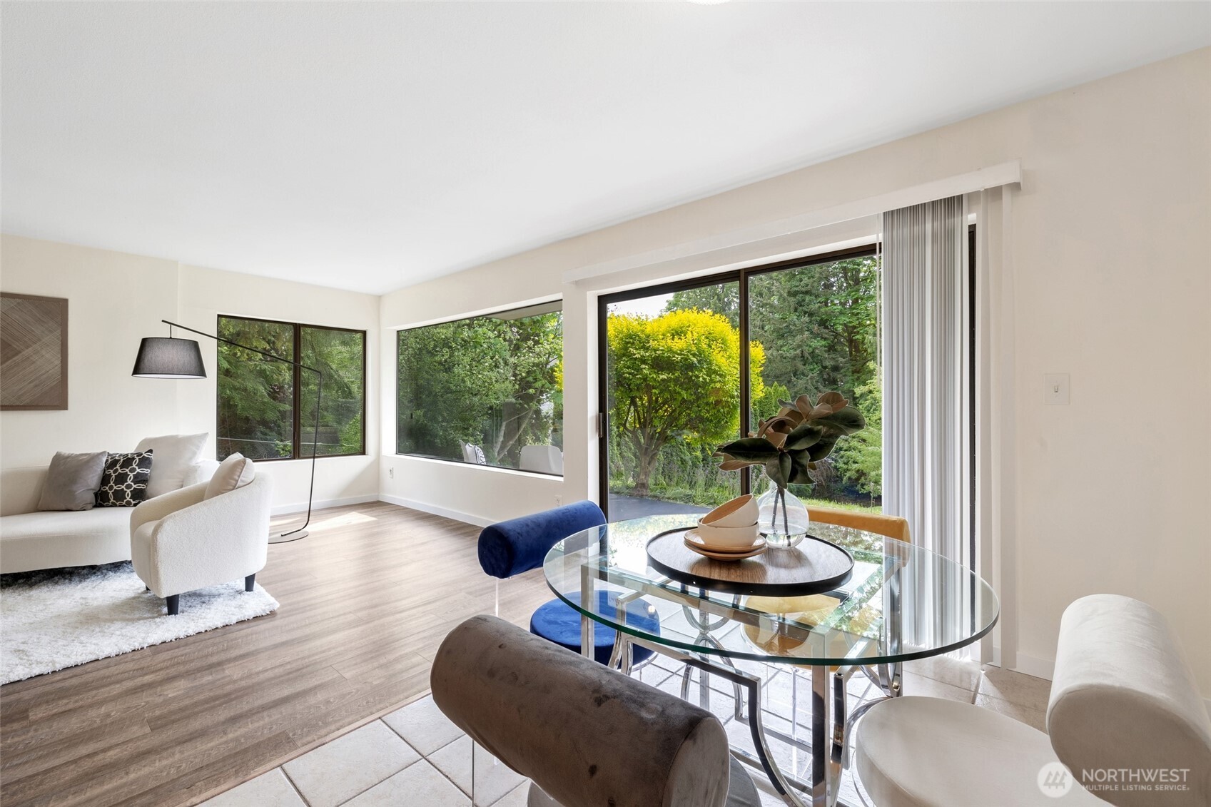 321 Bellevue Way SE 101