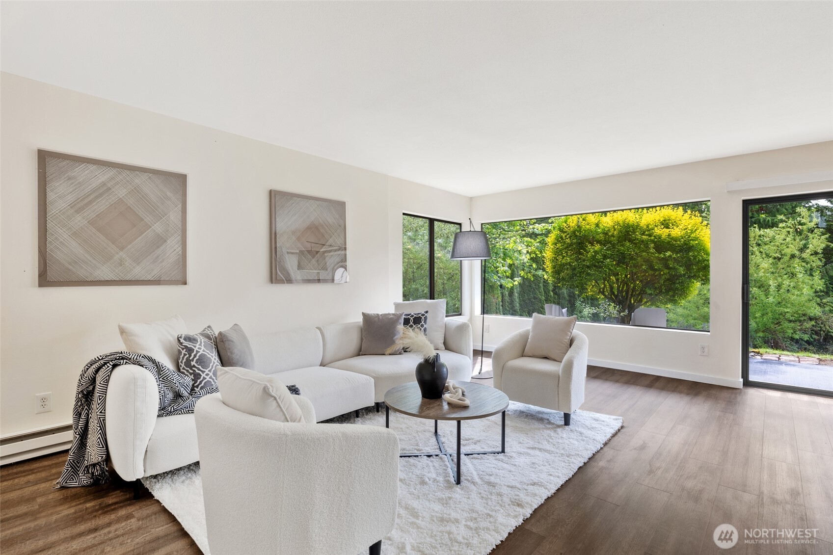 321 Bellevue Way SE 101