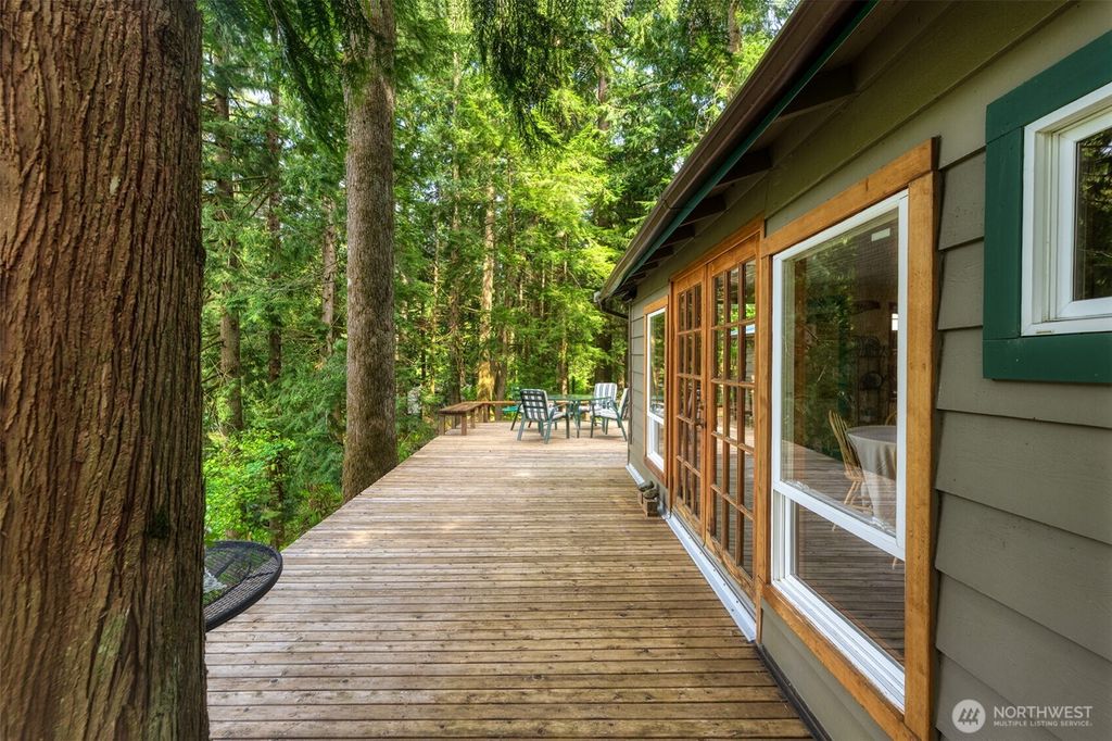 Photo of 51911 S Riverside Road, Gold Bar, WA 98251 (MLS # 2527060)